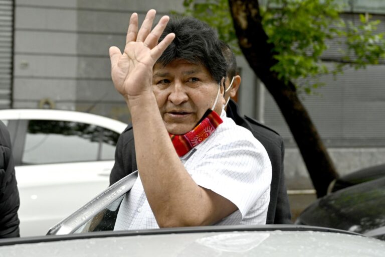 Evo Morales deja Argentina y va rumbo a Venezuela LA PR1MERA