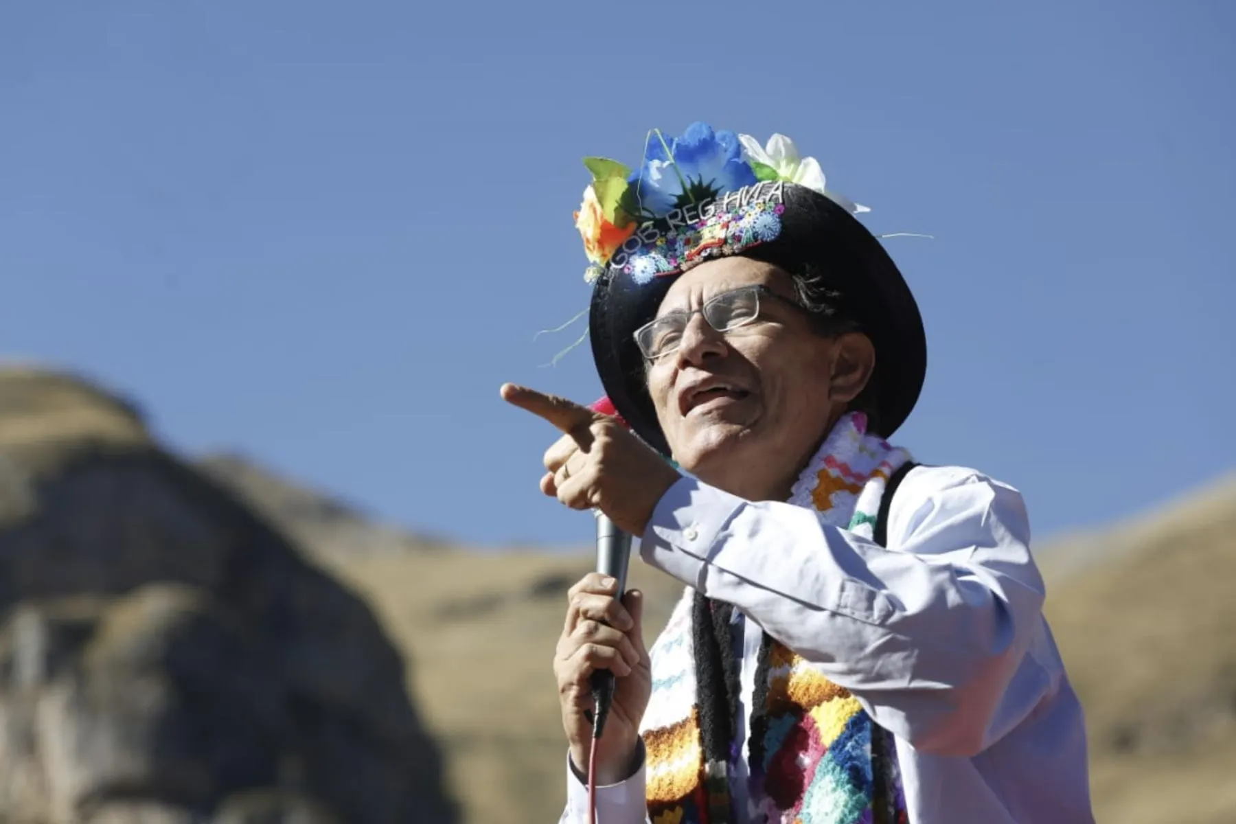 ¿Y EL HUACO? LA PR1MERA