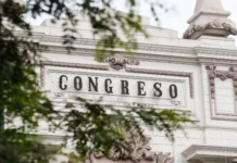 QUIEREN ENCARPETAR CASO PUTICLUB CONGRESAL